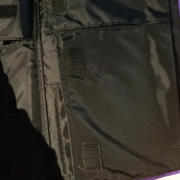 NWOTS Crop in Style portfolio w/ability to hang lots of pockets & sleeves - Picture 9 of 14